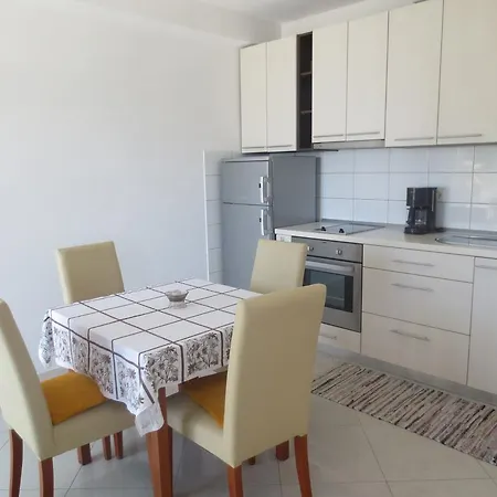 Apartamento Toncic Lumbarda